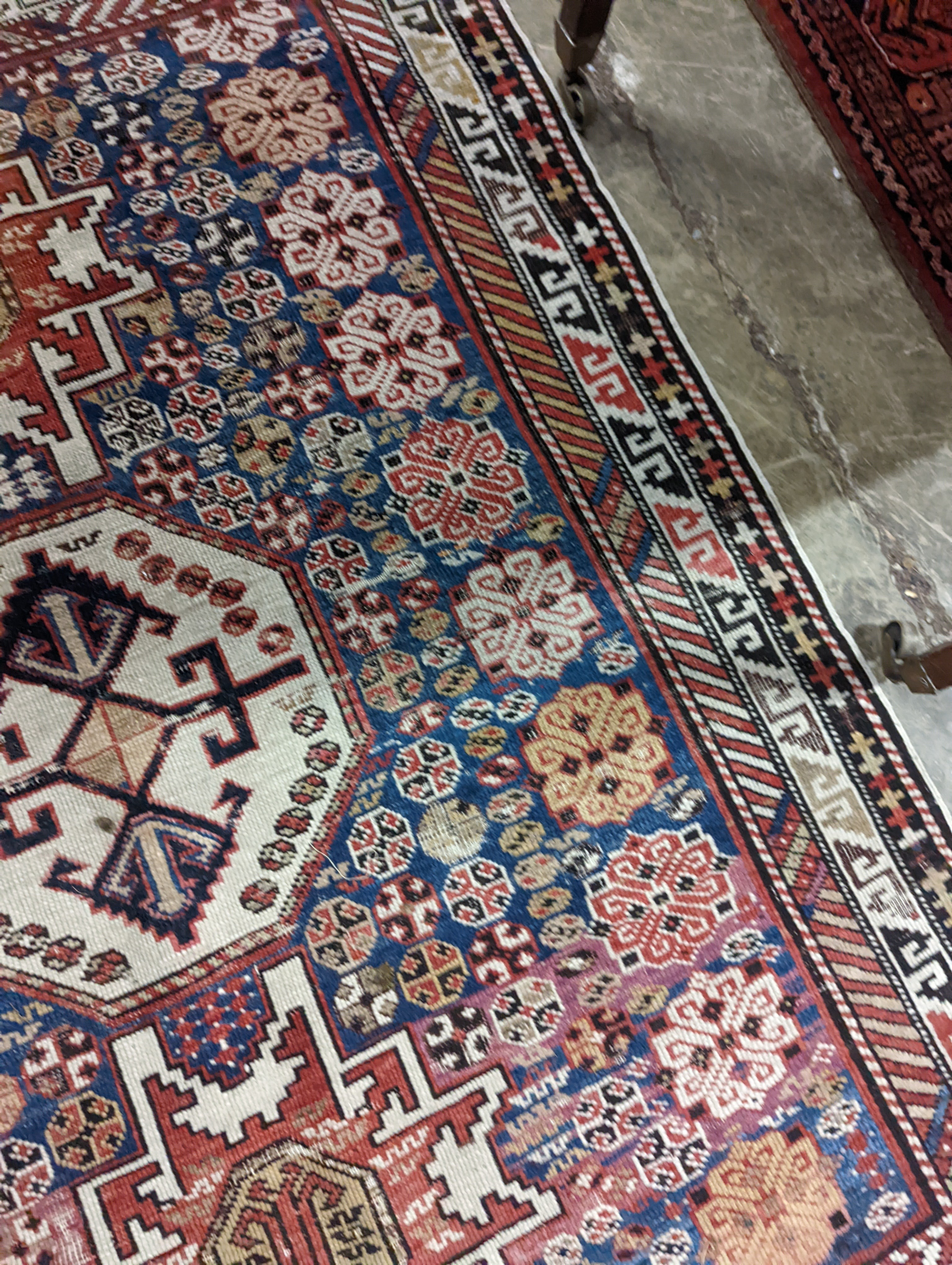 A Shirvan rug, 126 x 102cm
